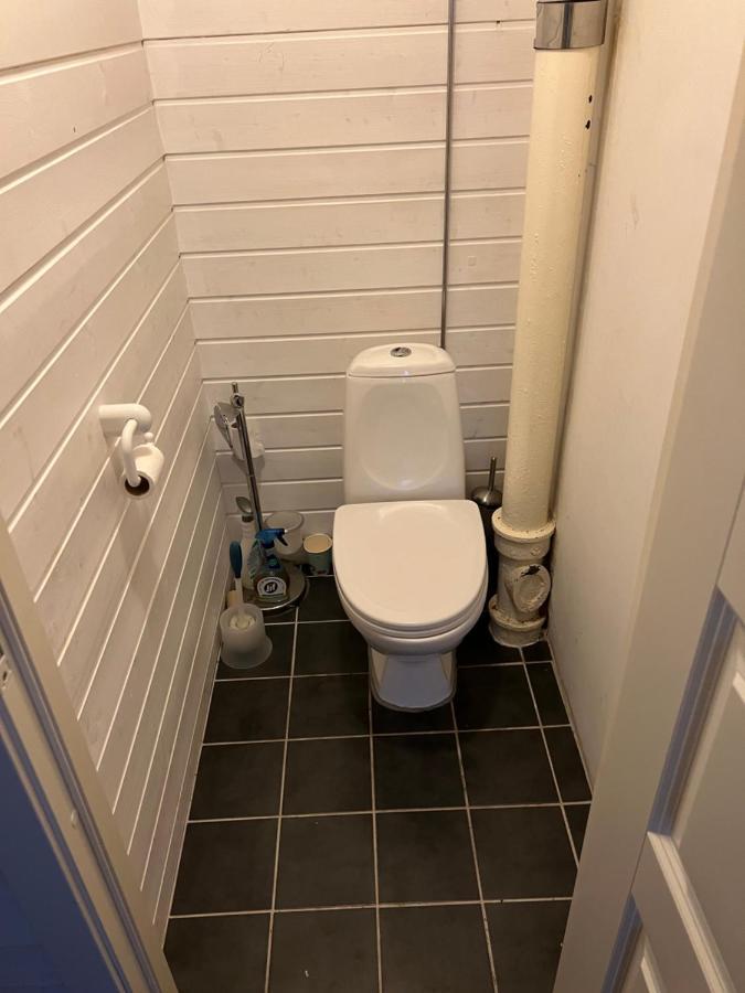 Bedroom In City Centre, No Shower Available Ålesund Dış mekan fotoğraf